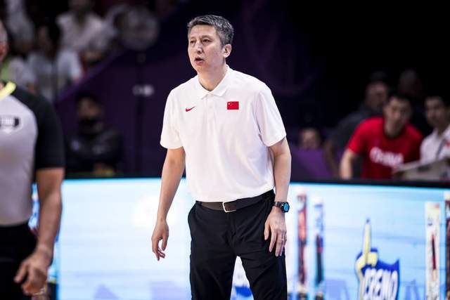 足球比赛-真好！郭士强给男篮奇兵留作业，李弘权够暖心，济南小伙意味深长